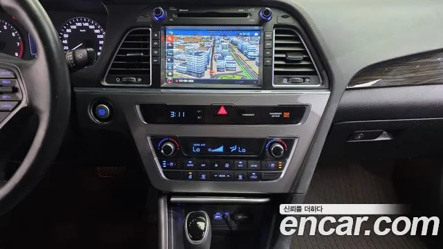 Hyundai Sonata 2017 — фото 15