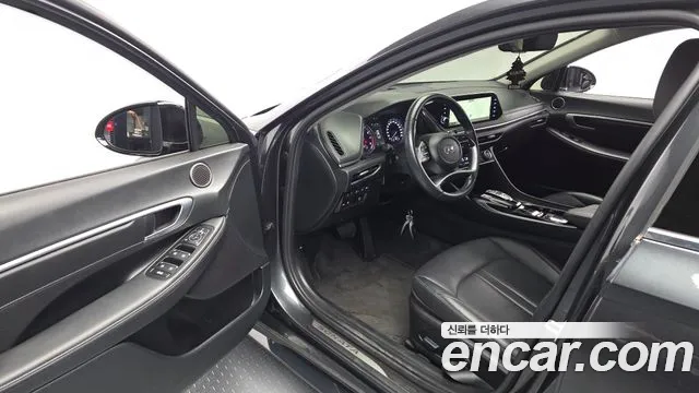 Hyundai Sonata 2022 — фото 13