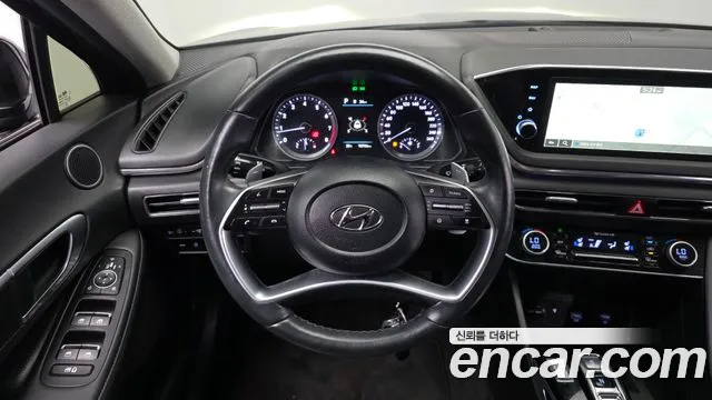 Hyundai Sonata 2022 — фото 19