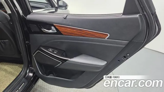 Kia K7 2017 — фото 15