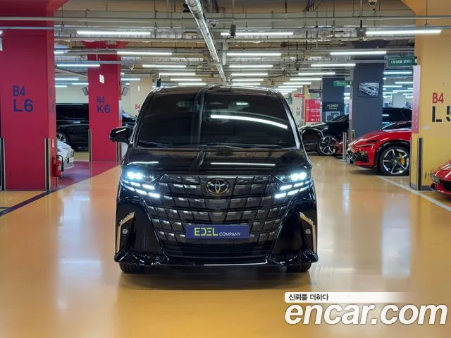 Toyota Alphard 2024 — фото 2