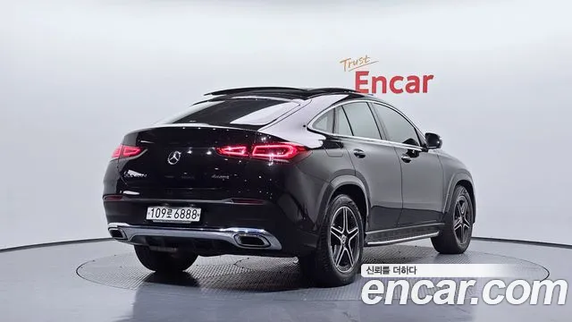 Mercedes-Benz GLE-Class 2021 — фото 2