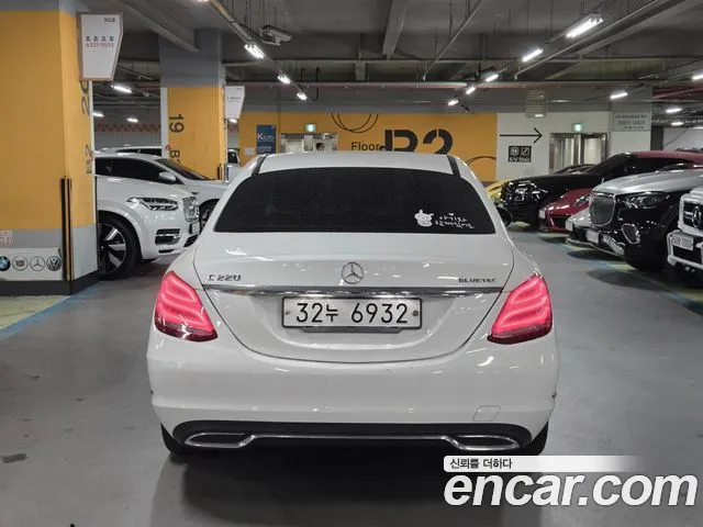 Mercedes-Benz C-Class 2015 — фото 4