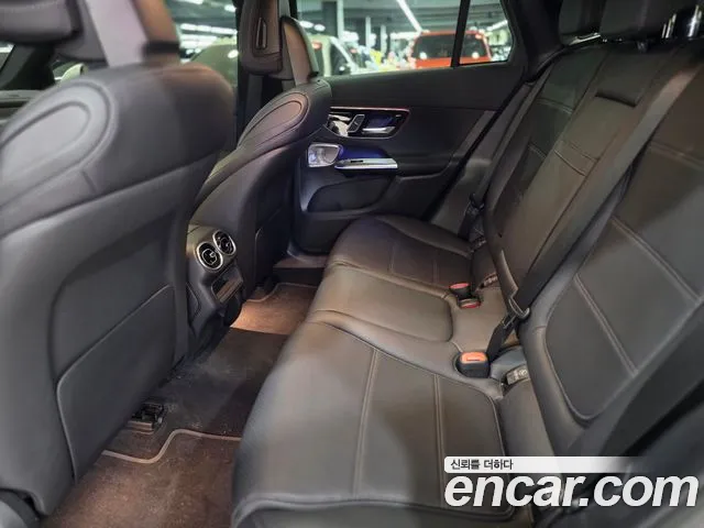 Mercedes-Benz GLC-Class 2025 — фото 13