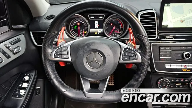 Mercedes-Benz GLE-Class 2017 — фото 12