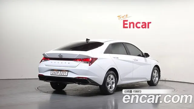 Hyundai AVANTE 2021 — фото 2