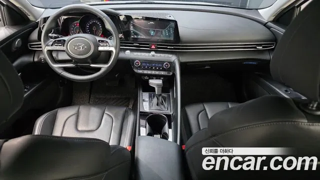 Hyundai AVANTE 2021 — фото 10