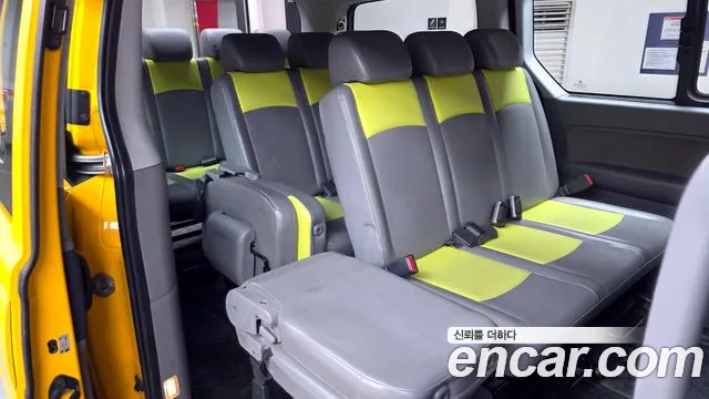 Hyundai Starex 2020 — фото 12
