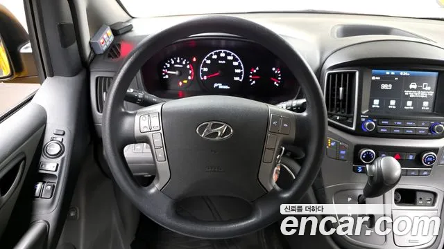 Hyundai Starex 2020 — фото 13