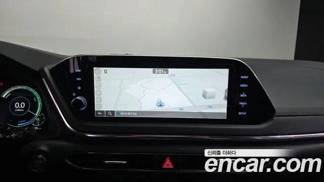 Hyundai Sonata 2022 — фото 14