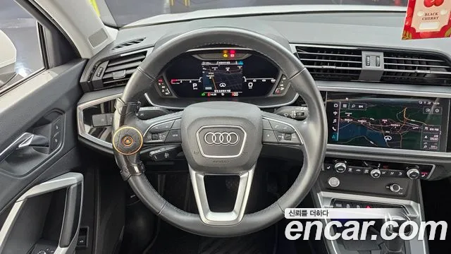 Audi Q3 2020 — фото 19