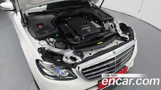 Mercedes-Benz E-Class 2020 — фото 6
