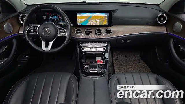 Mercedes-Benz E-Class 2020 — фото 10