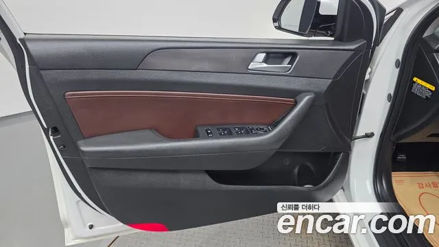 Hyundai Sonata 2017 — фото 14