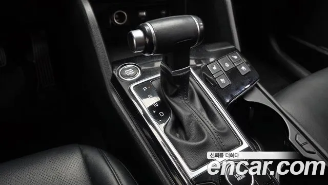 Kia Sportage 2023 — фото 12