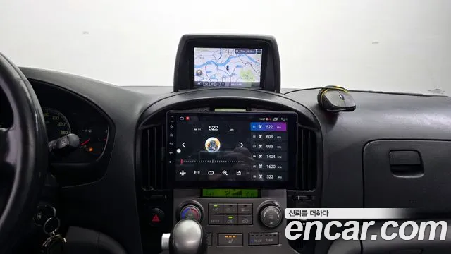 Hyundai Starex 2016 — фото 14