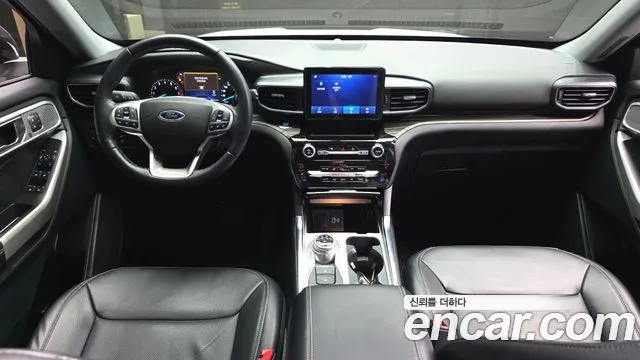 Ford Explorer 2021 — фото 10