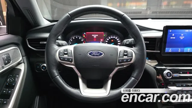Ford Explorer 2021 — фото 19
