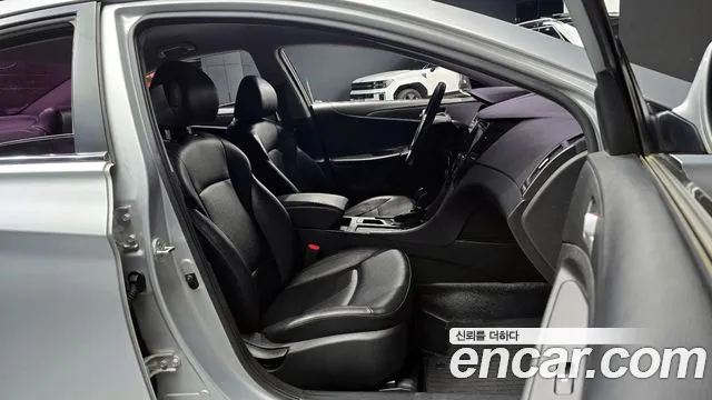 Hyundai Sonata 2013 — фото 11