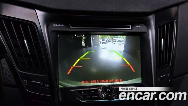 Hyundai Sonata 2013 — фото 16