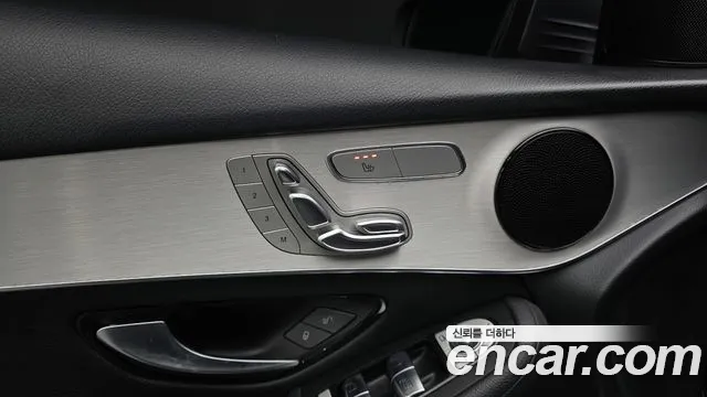 Mercedes-Benz GLC-Class 2019 — фото 18