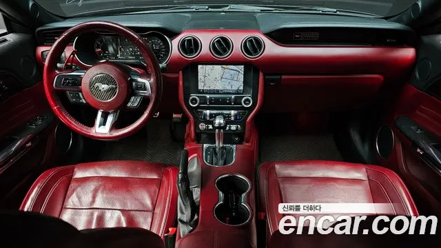 Ford Mustang 2020 — фото 10