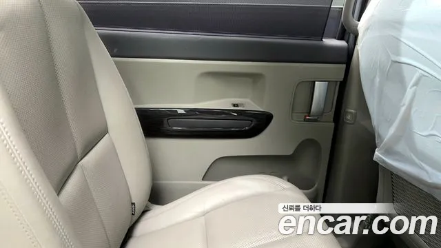 Kia Canival 2018 — фото 15