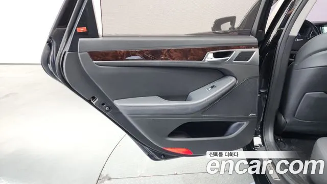 Hyundai Genesis 2016 — фото 15