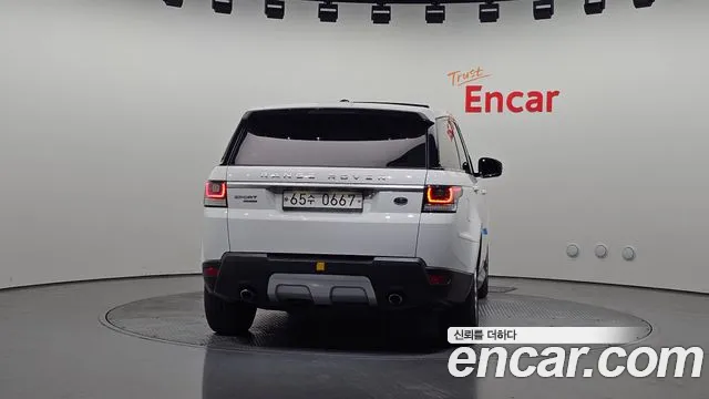 Land Rover Range Rover Sport 2016 — фото 4