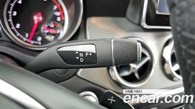 Mercedes-Benz GLA-Class 2019 — фото 9