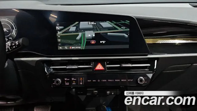 Kia Niro 2024 — фото 18
