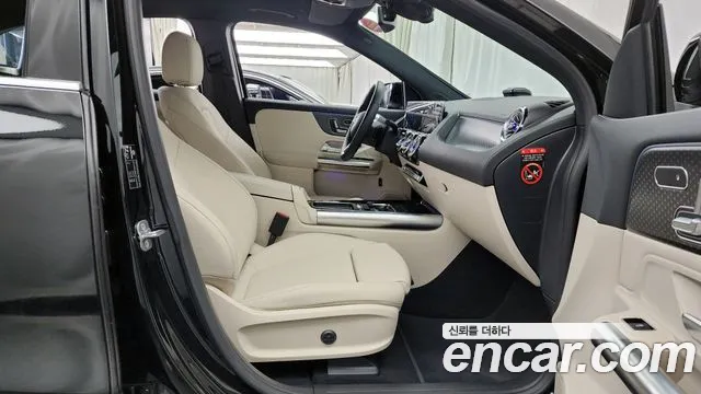 Mercedes-Benz EQA 2025 — фото 11