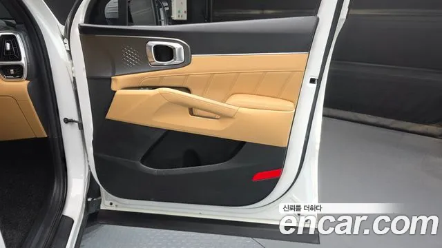 Kia Sorento 2023 — фото 15