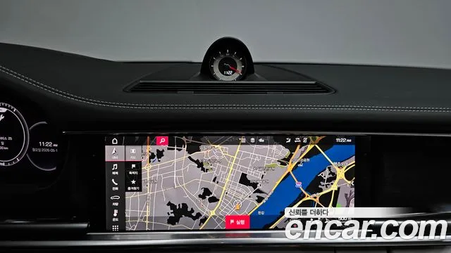 Porsche Panamera 2021 — фото 18