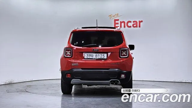 Jeep Renegade 2015 — фото 4