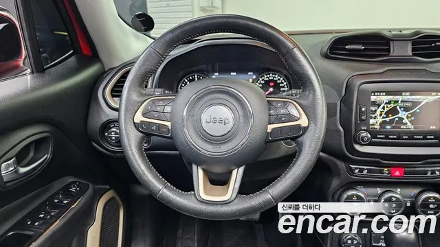 Jeep Renegade 2015 — фото 13