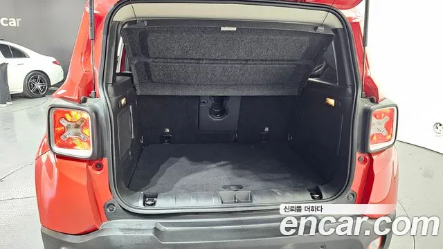 Jeep Renegade 2015 — фото 20