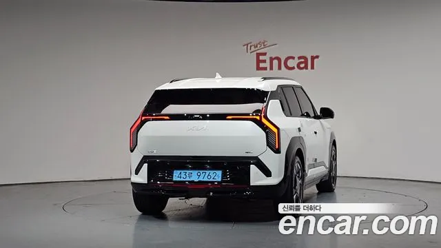 Kia EV3 2025 — фото 3