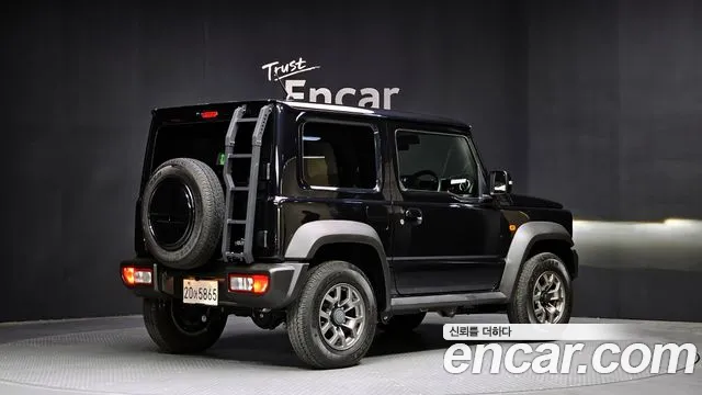Suzuki Jimny 2023 — фото 2