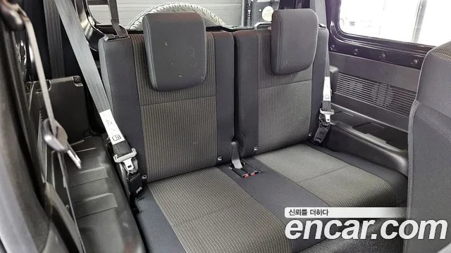 Suzuki Jimny 2023 — фото 16