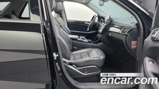 Mercedes-Benz GLE-Class 2017 — фото 17