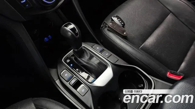 Hyundai Maxcruz 2017 — фото 12