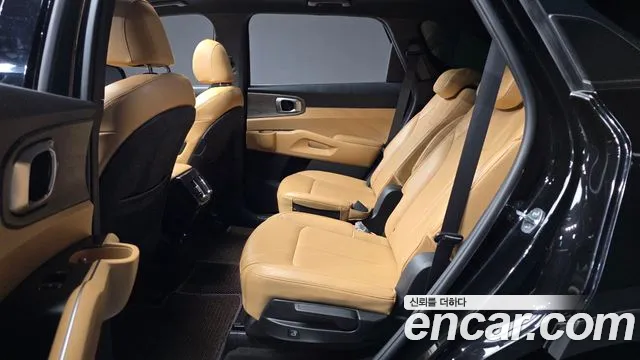 Kia Sorento 2021 — фото 16