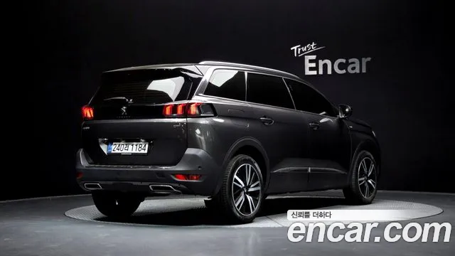 Peugeot 5008 2024 — фото 2