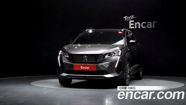 Peugeot 5008 2024 — фото 3