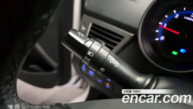 Hyundai i30 2016 — фото 15