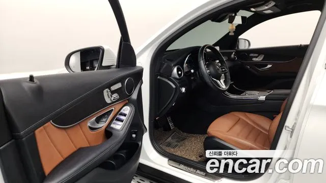 Mercedes-Benz GLC-Class 2023 — фото 10