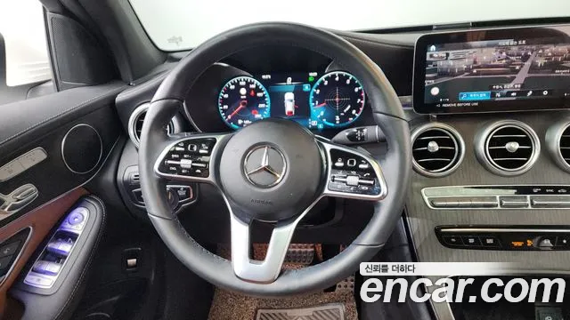 Mercedes-Benz GLC-Class 2023 — фото 13