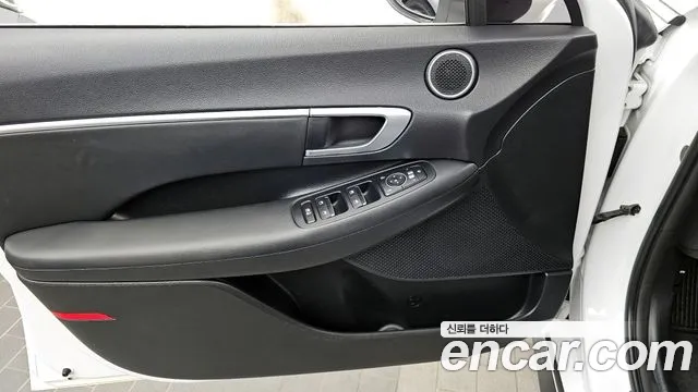 Hyundai Sonata 2020 — фото 14