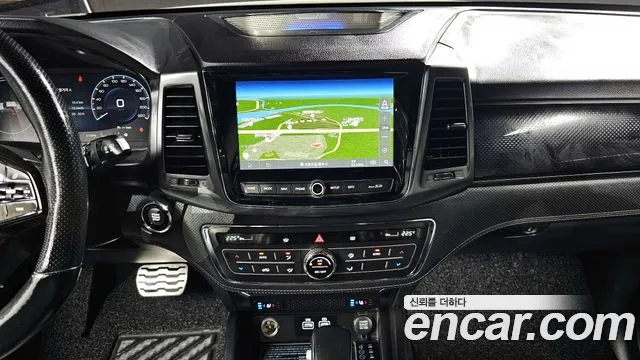 KG_Mobility_Ssangyong Rexton 2022 — фото 19